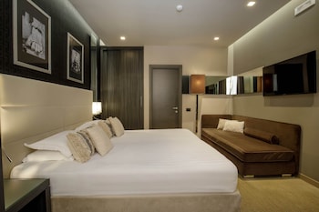 Superior Double Room (Via delle Carrozze 42)