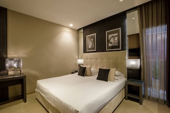 Standard Double Room (Via delle Carrozze 42)
