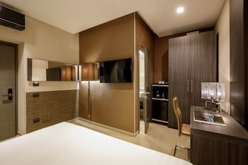 Standard Double Room (Via delle Carrozze 42)