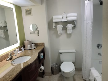 Standard Room, 2 Queen Beds, Top Floors, Non Smoking