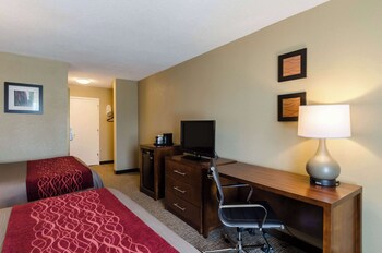 Standard Room, 2 Queen Beds, Non Smoking