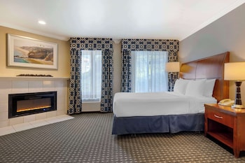 Standard Room, 1 Queen Bed, Non Smoking