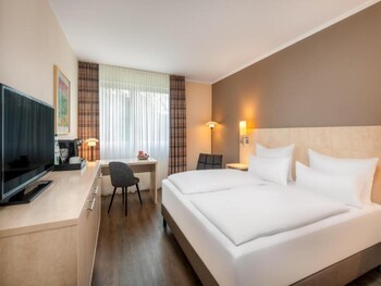 Superior Room, 1 King Bed