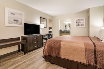 Suite, 1 King Bed, Non Smoking