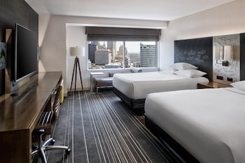 Room, 2 Queen Beds, City View