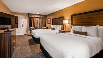 Suite, Multiple Beds, Non Smoking, Refrigerator & Microwave