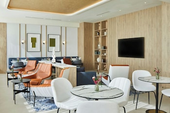 Panoramic King Room - M Club Lounge Access