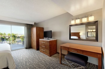 Room, 2 Queen Beds, Balcony