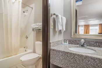 Suite, Multiple Beds, Non Smoking