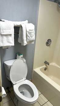 Room, 2 Queen Beds, Non Smoking