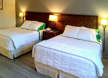 Standard Room, 2 Queen Beds, Non Smoking