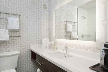 Standard Room (Room Type Based on Availability)
