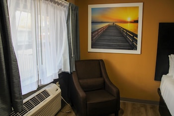 Upgraded, Deluxe Room, 2 Queen Beds, Non Smoking