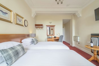 Standard Twin Room, 2 Twin Beds (Princes Street View)