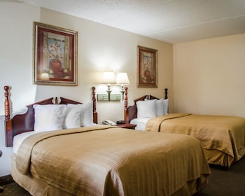 Standard Room, 2 Double Beds, Non Smoking