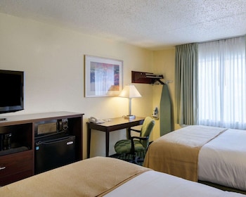 Standard Room, 2 Double Beds, Non Smoking