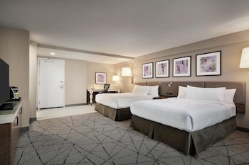 Room, 2 Queen Beds, Accessible, Bathtub (Mobility/Hearing)