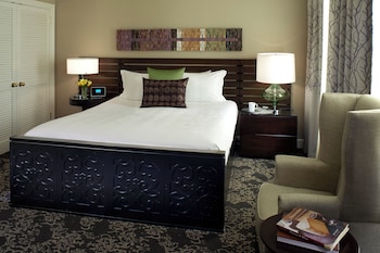 Room, 1 Queen Bed, Accessible (Essential, Accessible Tub)