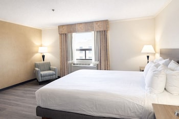 Suite, 1 King Bed, Non Smoking, Jetted Tub