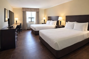 Standard Room, 2 Queen Beds, Non Smoking, Refrigerator (Pet Friendly)