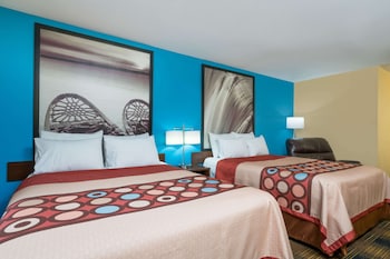 Room, 2 Queen Beds, Accessible, Non Smoking