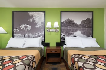 Room, 2 Queen Beds, Accessible, Non Smoking