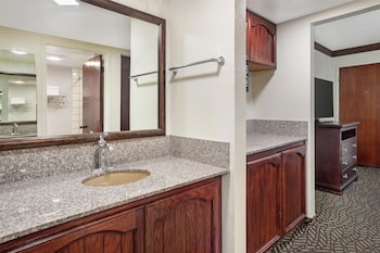 Family Suite, Multiple Beds, Non Smoking