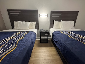 Standard Room, 2 Queen Beds