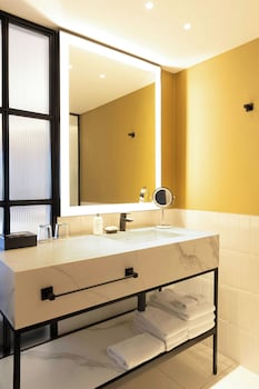 Executive Twin Room, 2 Twin Beds, Executive Level
