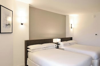 Superior Twin Room, 2 Twin Beds, Pool Access