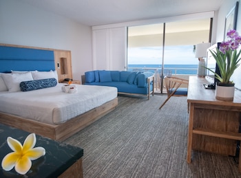 Room, 1 King Bed, Oceanfront