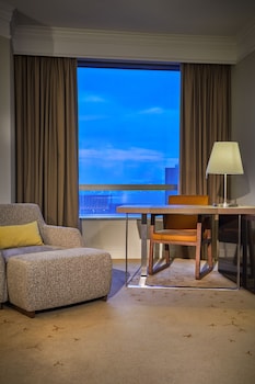 Deluxe Room, 1 King Bed