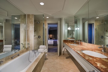Regency Suite King (JRRC)