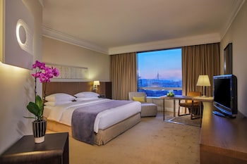 Club Room, 1 King Bed