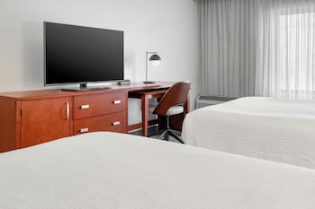 Deluxe Room, 2 Double Beds