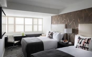 Deluxe Room, 2 Double Beds