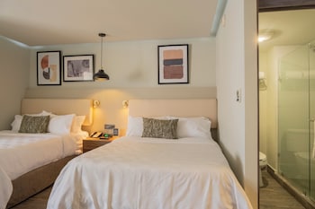 Standard Room, 2 Queen Beds