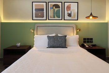 Premium Room, 1 King Bed