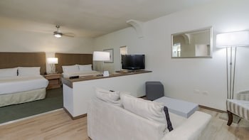 Suite, 2 Double Beds