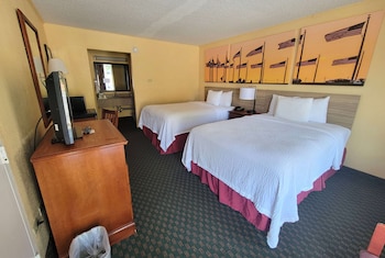 Standard Room, 2 Double Beds, Smoking