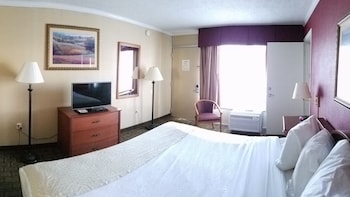 Suite, 1 King Bed, Non Smoking