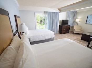 Deluxe Room, 2 Queen Beds