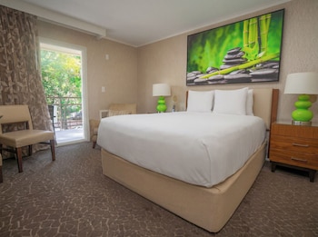 Standard Room, 1 Queen Bed