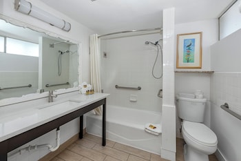 Standard Room, 2 Queen Beds, Accessible, Harbor View