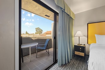 Suite, 2 Queen Beds, Non Smoking, Kitchen (Separate Living Room)