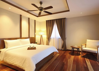 Beachfront Suite