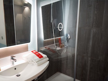 Standard Double Room, Multiple Beds