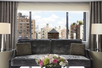 Atrium Suite