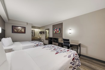 Deluxe Room, 2 Queen Beds, Non Smoking