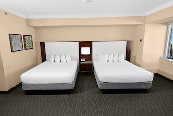 Junior Suite, Multiple Beds